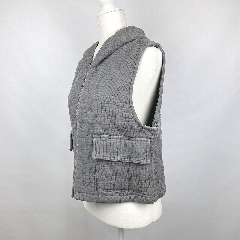 NWOT Philosophy of Comfort Women's Size L Gray Quilted Hooded Lyocell Blend Vest - Picture 2 of 16